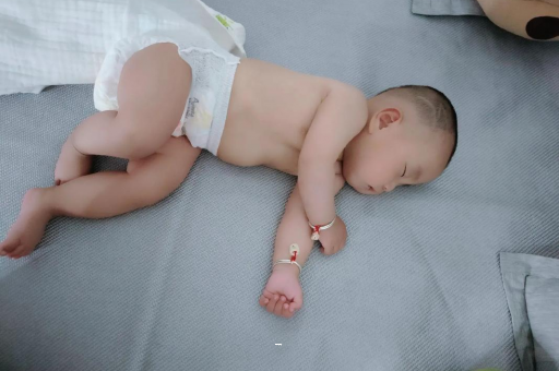 台山宝宝短发型女